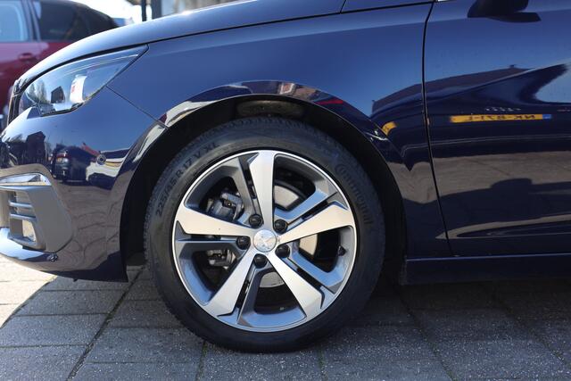 Peugeot 308 1.2 ALLURE | NAVI | CLIMA | CARPLAY | NAP