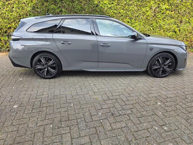 Peugeot 308 1.6 Plug-in Hybrid 180 GT 360 Massage Nieuwstaat