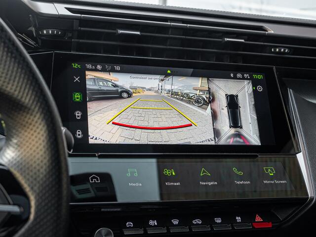 Peugeot 308 1.2 PureTech GT Pack Business PANO LEDER MEMORY STOEL CAMERA TREKHAAK FOCAL AUDIO