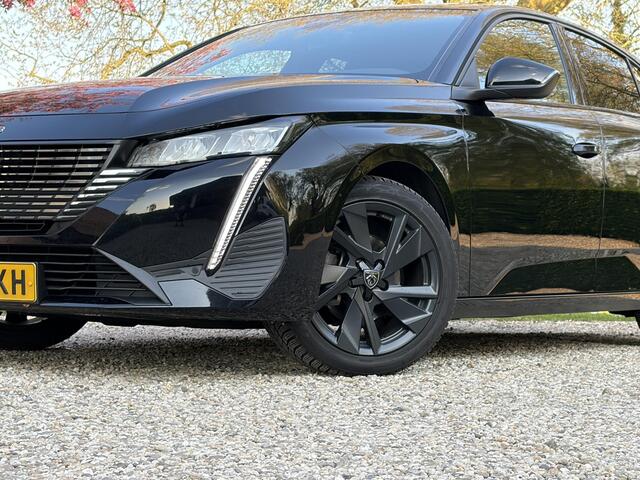 Peugeot 308 130PK Automaat, Black Edition, Carplay*Nieuwstaat*