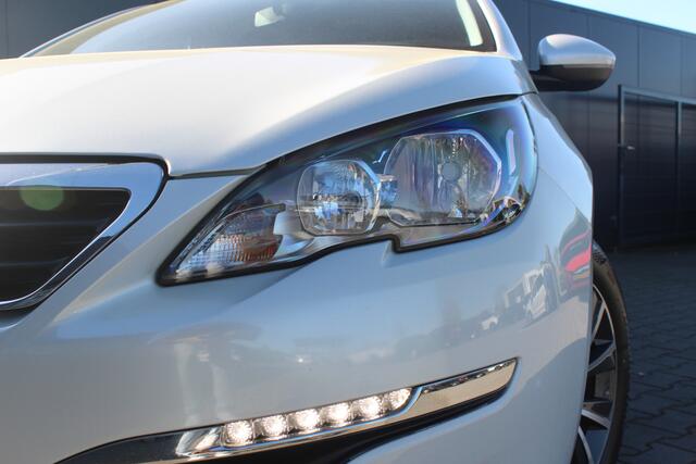 Peugeot 308 SW 1.2 PureTech Blue Lease | Incl. 12 maanden garantie | Nieuwe distributie | Navigatie | Bluetooth | Cruise control | Climate control | Airco |