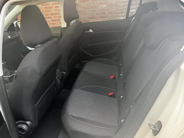 Peugeot 308 Blue Lease Executive 1.2 Turbo 110pk | PARELMOER | PANODAK | PARKEERHULP V+A | NAVI | DAB+ | CLIMA | CRUISE CONTROL |