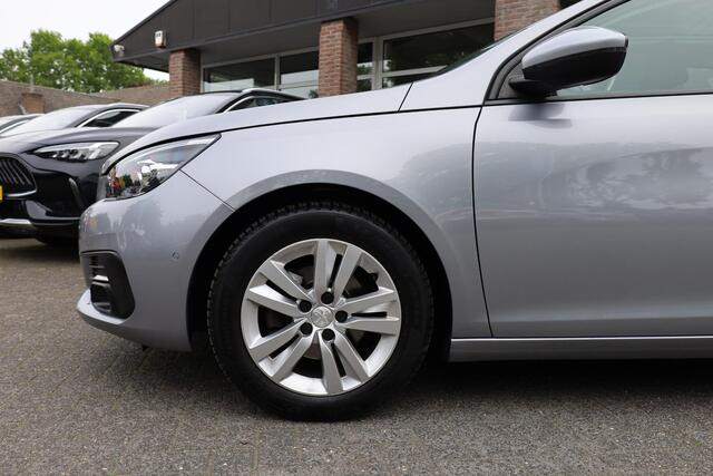 Peugeot 308 SW 1.2 PureTech Blue Lease Executive PANO CARPLAY NAVI CRUISE CLIMA 2XPDC LMV NAP
