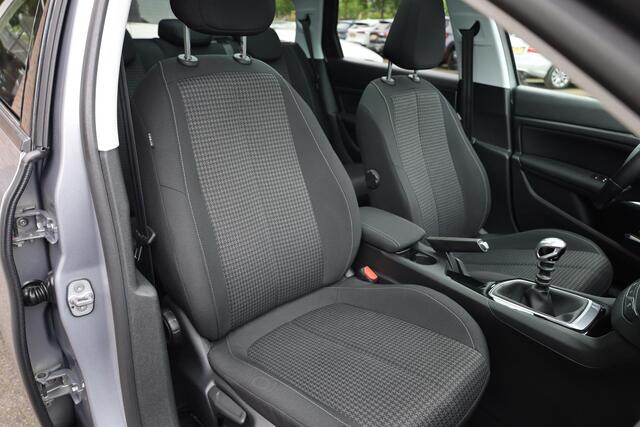 Peugeot 308 SW 1.2 PureTech Blue Lease Executive PANO CARPLAY NAVI CRUISE CLIMA 2XPDC LMV NAP