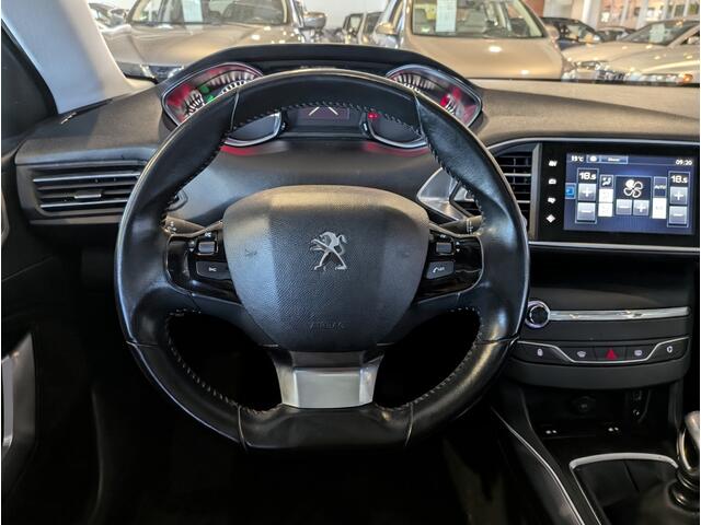 Peugeot 308 1.2 PureTech Allure Panoramadak, Airco, Cruise Control, Stuurbekrachtiging