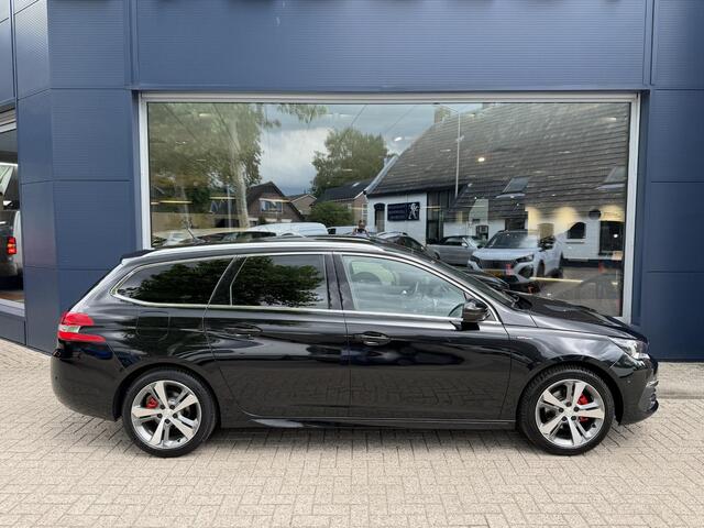 Peugeot 308 SW 1.2 Turbo 130 PK Automaat GT-line | Achteruitrijcamera | 17 inch LM-Velgen | Full-led Koplampen | Trekhaak | Panoramadak | Dodehoek bewaking | Denon HIFI Audio installatie | Volautomaat |