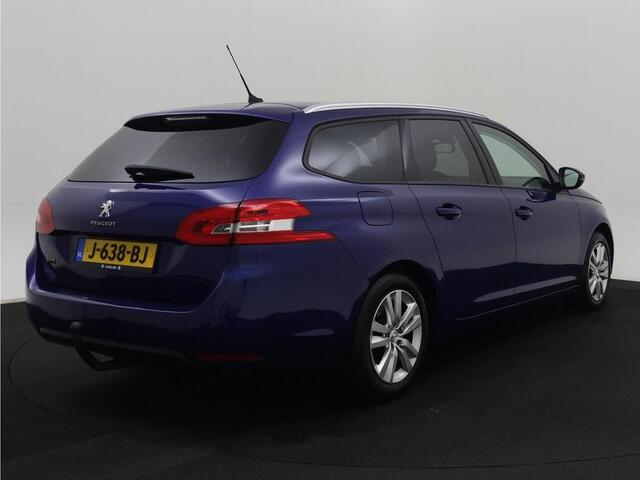 Peugeot 308 SW 1.2T Blue Lease Executive Pano/4S.Banden/Trekhaak