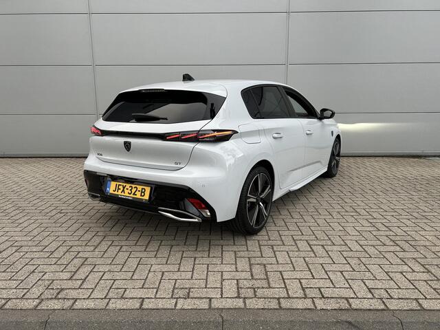 Peugeot 308 1.2 Mild Hybrid 145 e-DCS6 GT | Automaat | 360 camera | Adaptieve Cruise Control | Navigatie | Apple Carplay/Android Auto | 3D Cockpit | ACTIE MODEL