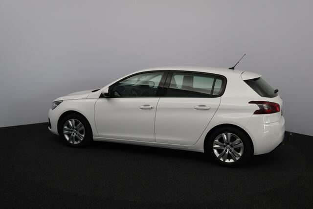 Peugeot 308 1.2 PureTech Active /D-Riem Verv. 180.000KM! /Trekhaak! /Apple + Android /DAB+! /Navi /Climat /Cruise /Elek. pakket /Bluetooth /LED Dagrijverl. /16"LMV /Getint glas /PDC /Isofix /Armsteun.