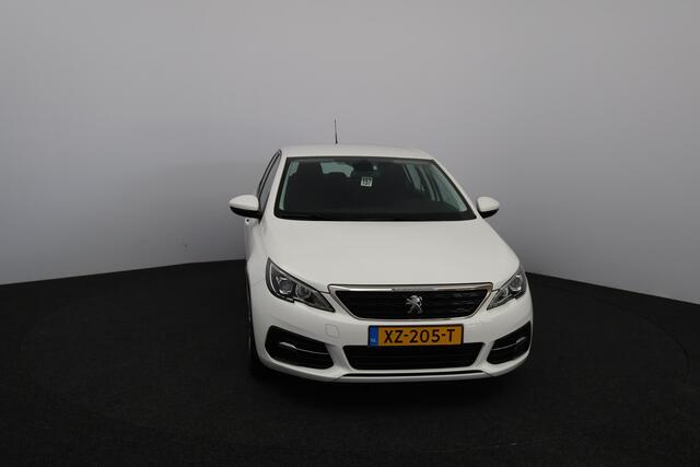 Peugeot 308 1.2 PureTech Active /D-Riem Verv. 180.000KM! /Trekhaak! /Apple + Android /DAB+! /Navi /Climat /Cruise /Elek. pakket /Bluetooth /LED Dagrijverl. /16"LMV /Getint glas /PDC /Isofix /Armsteun.
