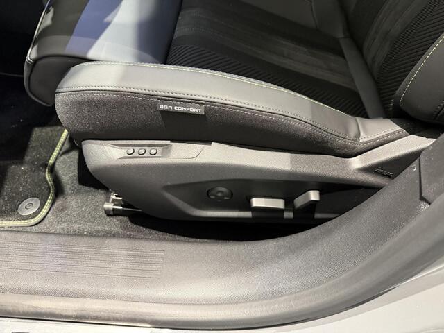 Peugeot 308 1.6 Plug-in Hybrid 195 GT | APPLE CARPLAY & ANDROID AUTO | 360 CAMERA | PANORAMADAK | DEMO AUTO |