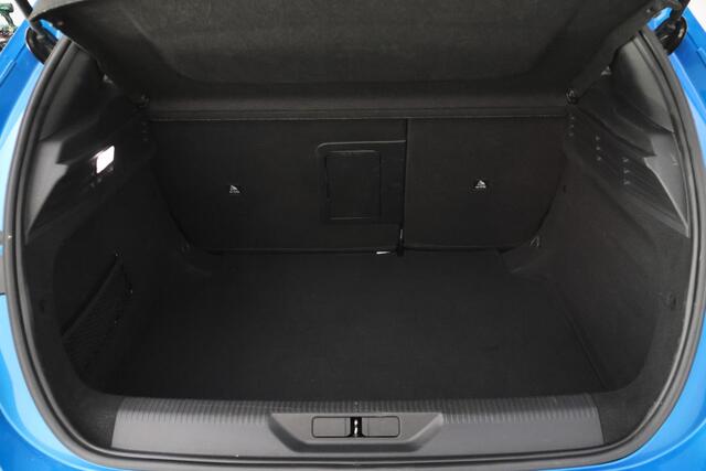 Peugeot 308 1.2T Aut. GT- Pack Business PANO | MATRIX LED | ACC | STUUR+STOELVERW | CAMERA | CARPLAY | AFN TREKHAAK | BLINDSPOT | LMV 18''