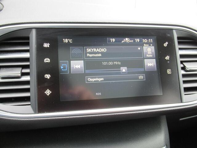 Peugeot 308 SW 1.2 PureTech Blue Lease Premium | Led | Navigatie | Clima | Cruise | Donker glas