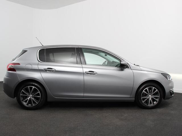 Peugeot 308 1.2 PureTech Blue Lease Premium Lees opmerkingen! Handel/Export ! Panorama dak Trekhaak Camera Navigatie Climate Control Cruise Control Lichtmetalen Velgen