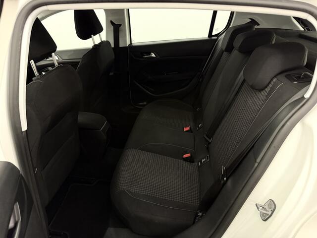 Peugeot 308 1.6 BlueHDi Blue Lease Executive Clima, Navi, A start stop, Apple carplay, Lichtmetalen velgen, Cruise control, Mistlamp