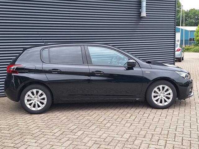 Peugeot 308 GT-line 130PK