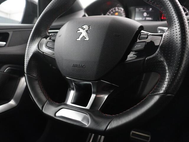 Peugeot 308 SW 1.2 PureTech GT-line | Half leder | Cruise control | Carplay | Navigatie | Camera | Park assist | Climate control | 17" velgen