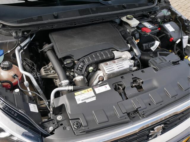 Peugeot 308 SW 1.2 PureTech Blue Lease Executive
