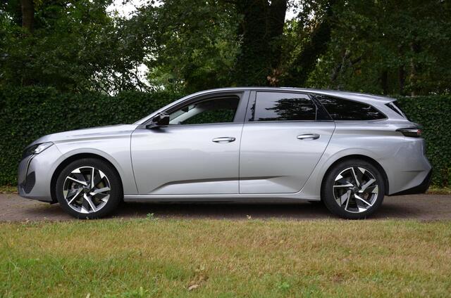 Peugeot 308 SW 1.2 Hybrid 136 e-DCS6 Allure Automaat/Navi/Pdc/Ecc/Achteruitrijcamera/Apple Carplay/Android Auto/Volledig digitaal instrumentenpaneel/Trekhaak/17-Inch Lmv