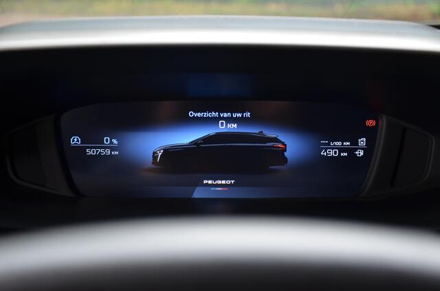 Peugeot 308 SW 1.2 Hybrid 136 e-DCS6 Allure Automaat/Navi/Pdc/Ecc/Achteruitrijcamera/Apple Carplay/Android Auto/Volledig digitaal instrumentenpaneel/Trekhaak/17-Inch Lmv