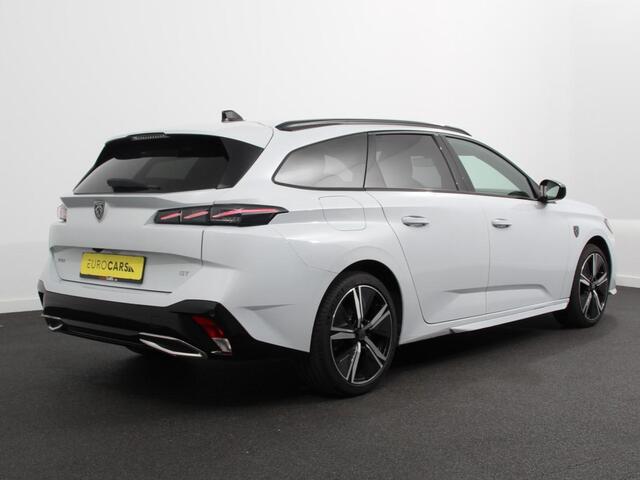 Peugeot 308 1.2 PureTech 130pk GT Automaat Climate control Adaptive cruise control Parkeersensoren Achteruitrijcamera Navigatie Voorstoelen verwarmd LED Apple Carplay/ Android Auto