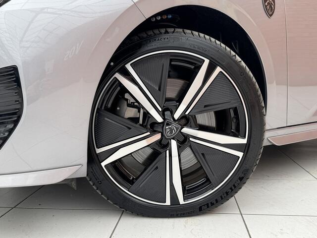 Peugeot 308 SW Plug-in Hybrid 225 GT | Schuifdak | Stoelverwarming | Memory Seats | Keyless | Dodehoekdetectie | Carplay/Android Auto | Unieke km stand |