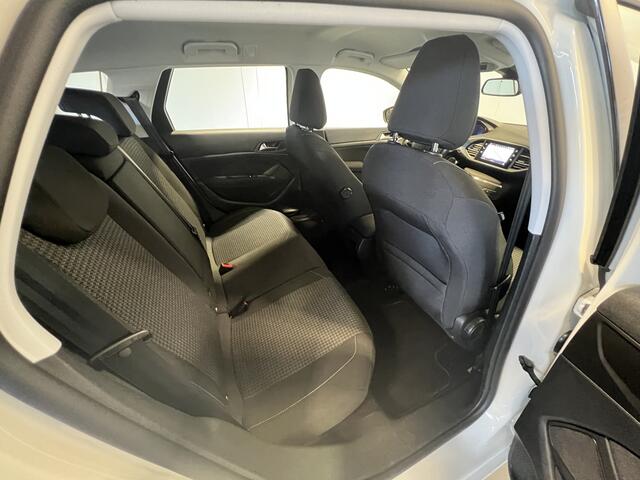 Peugeot 308 SW 1.2 PureTech Blue Lease Active | Android Auto/Apple Carplay | LM Velgen 16" | Achteruitrijcamera | Cruise Control | Head-Up Display | Airco |
