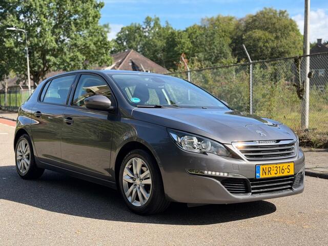 Peugeot 308 1.2 benzine - D riem is V.v - Navi - Airco - PDC !!!