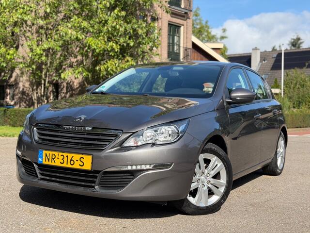 Peugeot 308 1.2 benzine - D riem is V.v - Navi - Airco - PDC !!!