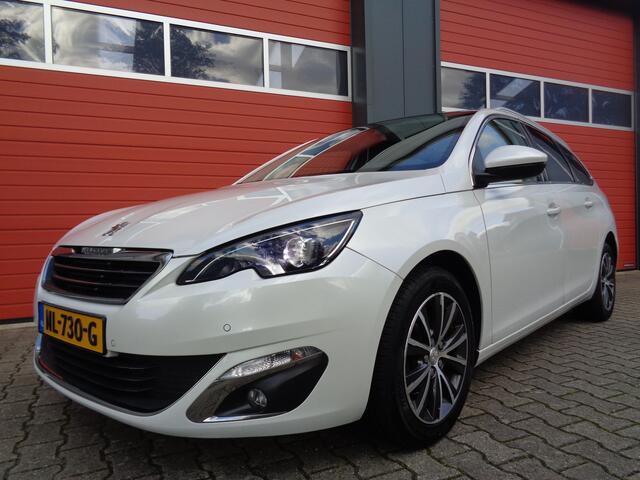 Peugeot 308 SW 1.2 PureTech Allure 131PK Clima Cruise Navi Pano-Dak LMV Trekhaak NL-Auto 6-BAK