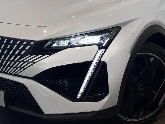 Peugeot 408 GT 1.6 HYbrid 225pk EAT8 | EUR 11.000,- KORTING! | SCHUIF/KANTELDAK | TREKHAAK | FOCAL HIFI | STOELMASSAGE | NAVI | 360° CAMERA | HANDSFREE A.KLEP |