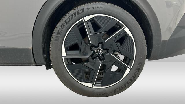 Peugeot 408 1.6 HYBRID 225PK GT EAT8 | Navi | Matrix LED | Cruise Adaptief