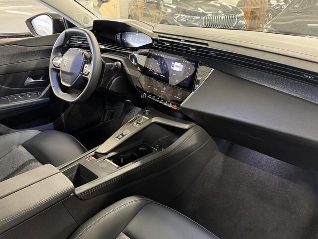 Peugeot 408 1.2 PureTech Allure 130pk Automaat | Navigatie | Climate Control | Digitaal Dashboard| ParkeerSensoren | Apple Carplay/Android Auto | LED Verlichting | Keyless entry ( Vestiging - Vianen Tel: 0347-371248 )
