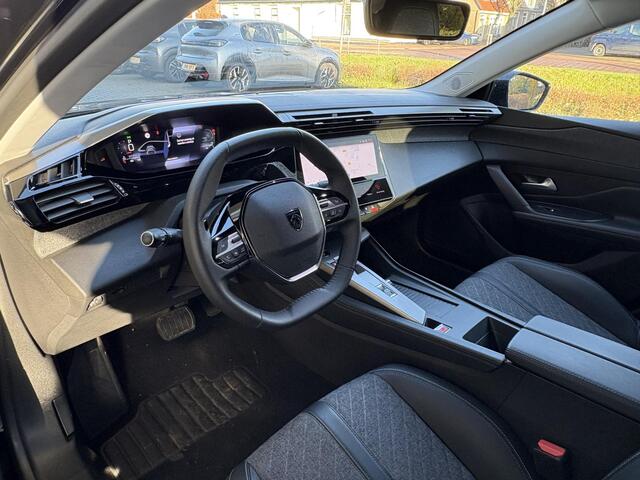 Peugeot 408 1.2 Hybrid 136 e-DCS6 Allure | Keyless Entry | Achteruitrijcamera | Navigatie | LED koplampen | Adaptieve Cruise Control | Climate Control