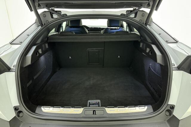 Peugeot 408 1.6 HYbrid GT 180 EAT8 Automaat | Navigatie | Camera | Keyless | Lichtmetalen velgen | Draadloze telefoonlader | Adaptive cruise control