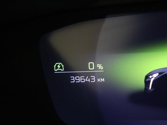 Peugeot 408 1.2 Hybrid 136 e-DCS6 GT | Stuurverwarming | Wireless Carplay | Camera | Elek. Achterklep |