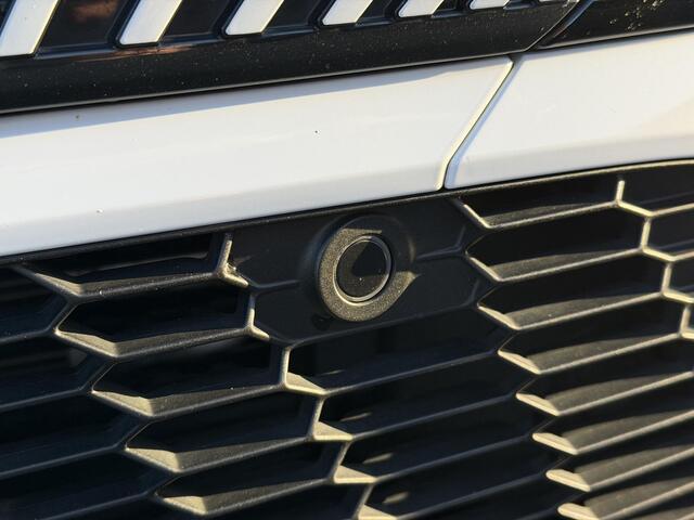 Peugeot 408 GT 1.6 HYbrid 180PK EAT8 Automaat Navigatie, Achteruitrijcamera, Keyless, Parkeersensoren, Stuurwielverwarming, Apple Carplay, Android Auto