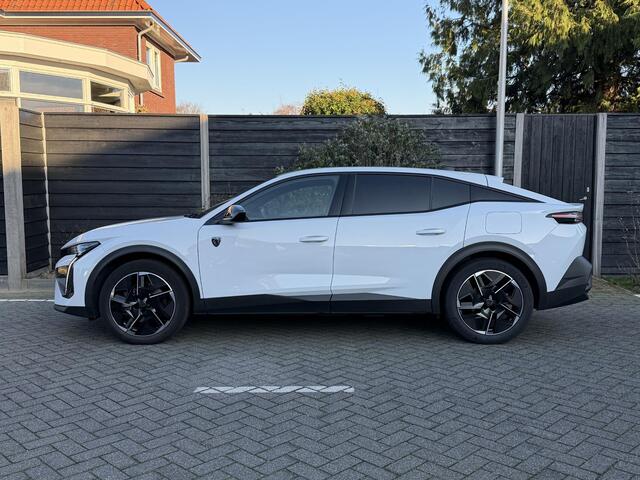 Peugeot 408 GT 1.6 HYbrid 180PK EAT8 Automaat Navigatie, Achteruitrijcamera, Keyless, Parkeersensoren, Stuurwielverwarming, Apple Carplay, Android Auto