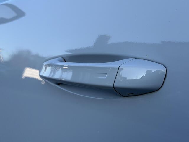 Peugeot 408 GT 1.6 HYbrid 180PK EAT8 Automaat Navigatie, Achteruitrijcamera, Keyless, Parkeersensoren, Stuurwielverwarming, Apple Carplay, Android Auto