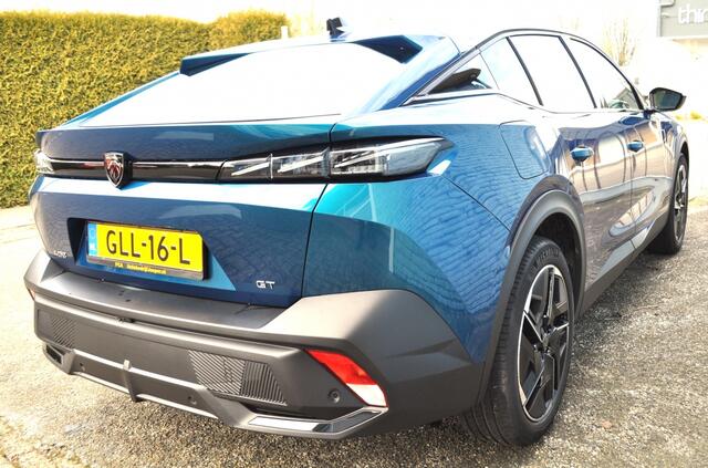 Peugeot 408 1.2 GT Autom Leer/alc elec stoel mass LED rondomz camera