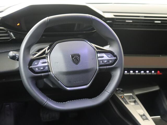 Peugeot 408 1.2 Hybrid 145 e-DCS6 Allure | Full Map Navi | Wireless Carplay | Camera |