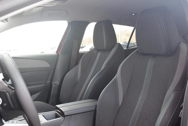 Peugeot 408 1.2 Hybrid 145PK e-DCS6 ALLURE | ACHTERUITRIJ CAMERA | KEYLESS ENTRY/START | DRAADLOOS APPLE CARPLAY/ANDROID AUTO | DRAADLOOS TELEFOONLADEN | DAB+ RADIO | NAVIGATIE | ADAPTIVE CRUISE CONTROL | 19" LICHTMETALEN VELGEN | PARKEERSENSOREN ACHTER |