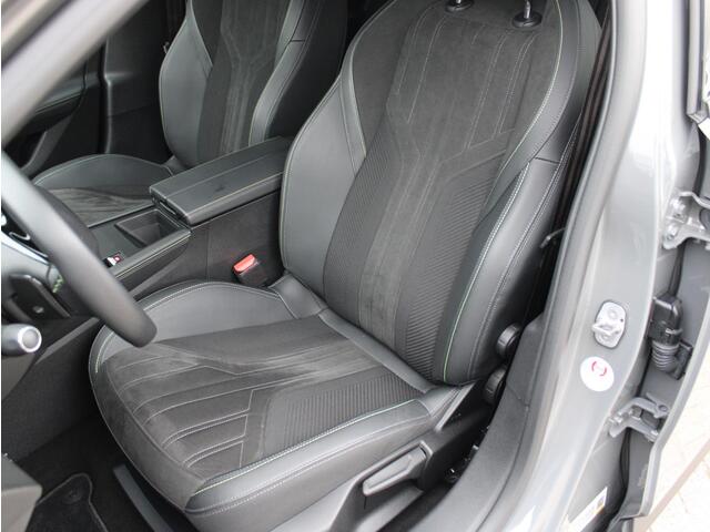 Peugeot 408 HYBRID 145 e-DCS6 GT ALCANTARA EXECUTIVE