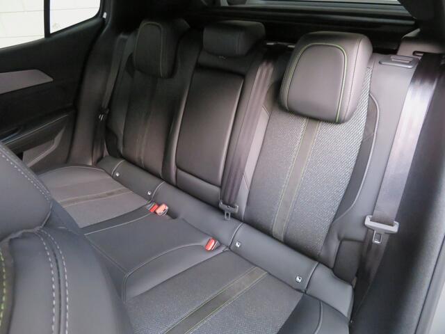 Peugeot 408 1.6 HYbrid 225 GT