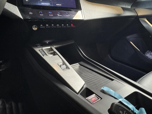 Peugeot 408 1.6 HYbrid Allure 180 EAT8 251pk Automaat, LMV, Navigatie,