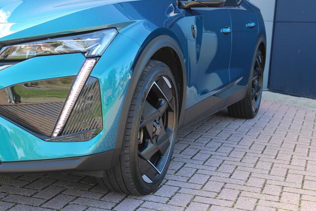 Peugeot 408 1.6 HYbrid 225 EAT8 GT 20'' INCH VELGEN - DRAADLOZE TELEFOONLADER - 360 CAMERA - PLUG IN HYBRIDE !
