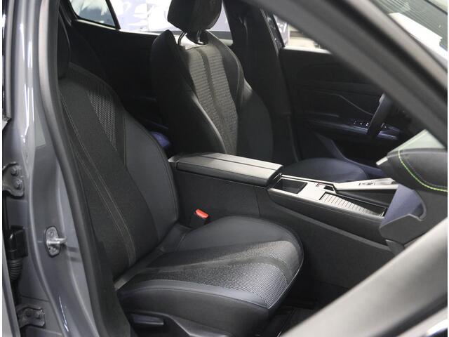 Peugeot 408 1.2 Hybrid 145PK e-DCS6 GT | 1ste eigenaar | Stuurverwarming | FULL LED | 360'Camera | Privacy Glass | AppleCarPlay/AndroidAuto | Navigatie | Adaptieve Cruise Control | Keyless | Isofix | Sfeerverlichting | Elektrische Achterklep |