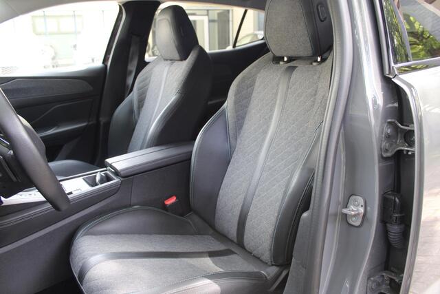 Peugeot 408 1.2 PureTech Allure 130 EAT8