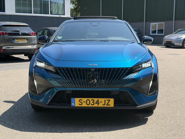 Peugeot 408 1.6 HYbrid GT 225 EAT8 First Edition FULL OPTION!| PANO| FOCAL AUDIO| MEMORY STOEL| 360 CAMERA| ADAPTIVE CRUISE CONTROL| STOEL + STUURVERWARMING| ELEKTRISCHE ACHTERKLEP| RIJKLAAR GELEVERD INCL. 12 MND BOVAG GARANTIE