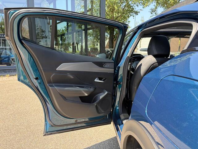 Peugeot 408 1.6 HYbrid GT 225 EAT8 First Edition FULL OPTION!| PANO| FOCAL AUDIO| MEMORY STOEL| 360 CAMERA| ADAPTIVE CRUISE CONTROL| STOEL + STUURVERWARMING| ELEKTRISCHE ACHTERKLEP| RIJKLAAR GELEVERD INCL. 12 MND BOVAG GARANTIE